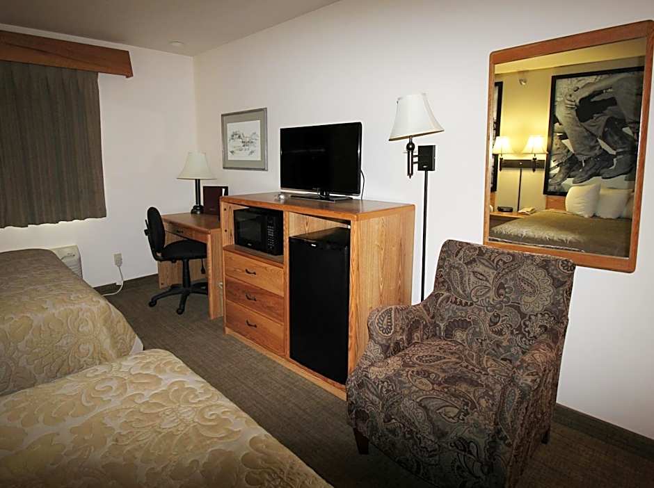 Homestead Inn and Suites