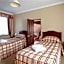 Pilgrims Hotel