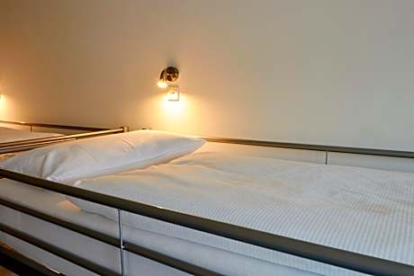 Bed in 10-Bed Mixed Dormitory Room with Shared Bathroom