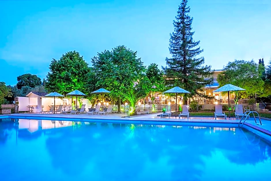 Silver Bay Hotel