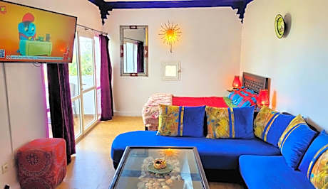Apartment with Terrace and Garden