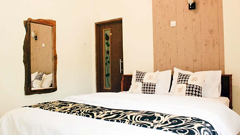 Ndalem Joglo Krawitan Syariah