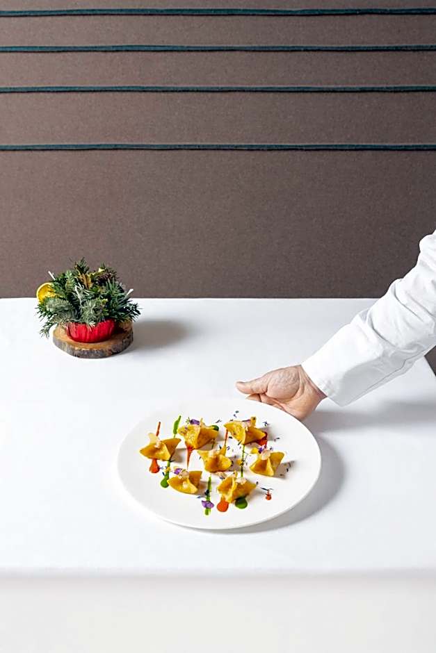 Grand Hotel Courmayeur Mont Blanc, by R Collection Hotels