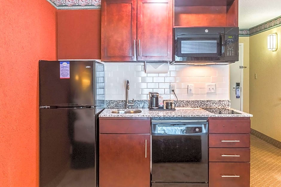 Suburban Extended Stay Hotel Fairmont