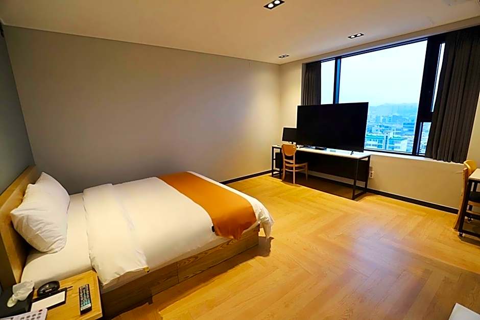 Dongducheon Hotel The Gray