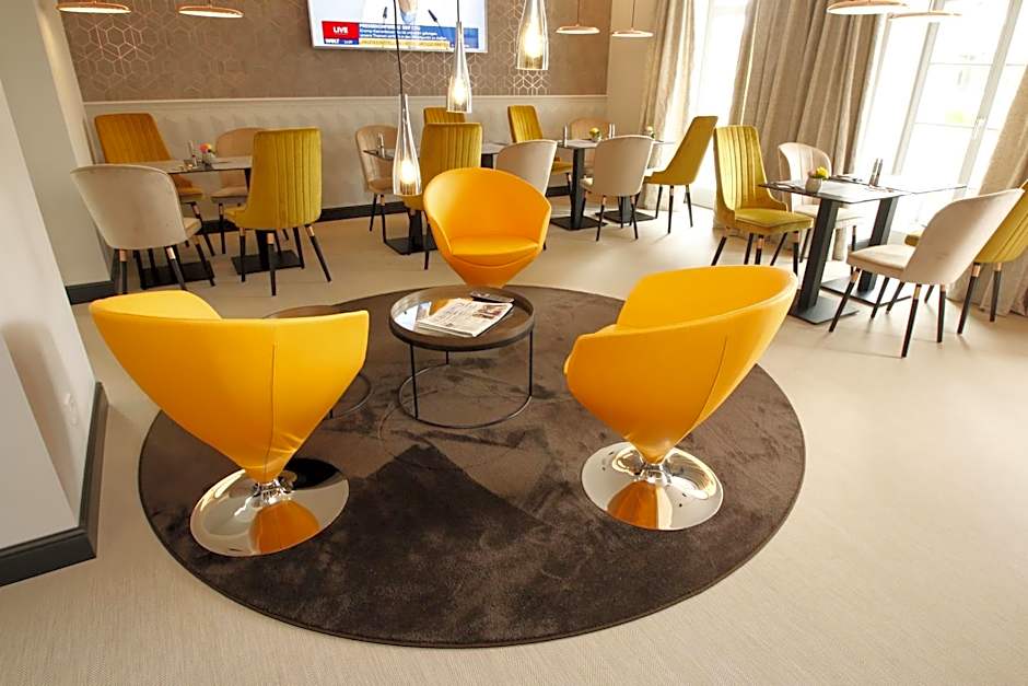 Amelie No 1 Hotel & Appartements