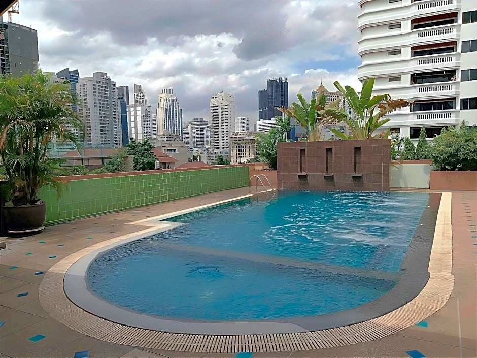 Woraburi Sukhumvit Hotel