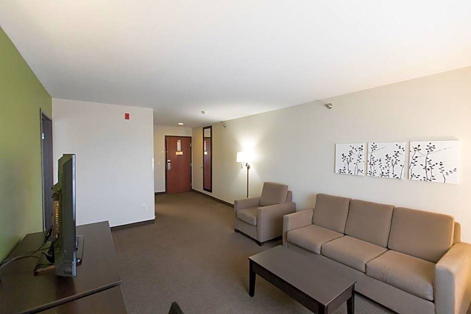 Sleep Inn & Suites Pleasant Hill - Des Moines