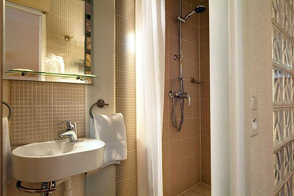 Hôtel Londres Saint Honoré