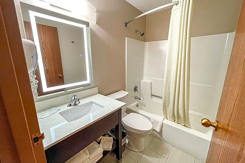 Super 8 by Wyndham Indianapolis Emerson