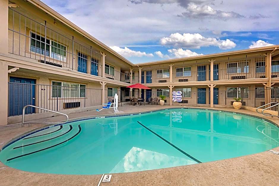 Best Western Hanford Inn