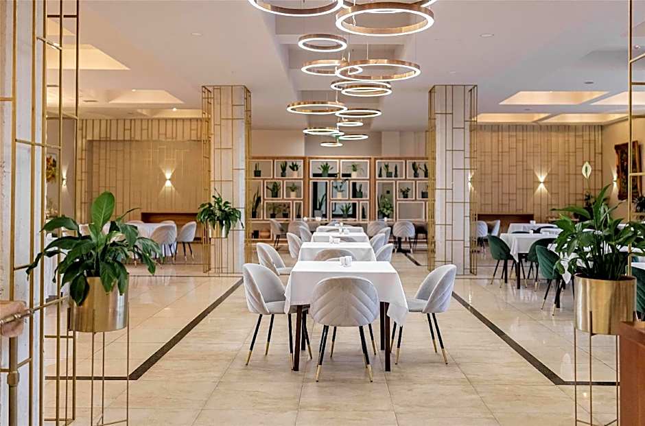 Best Western Plus Atakent Park Hotel