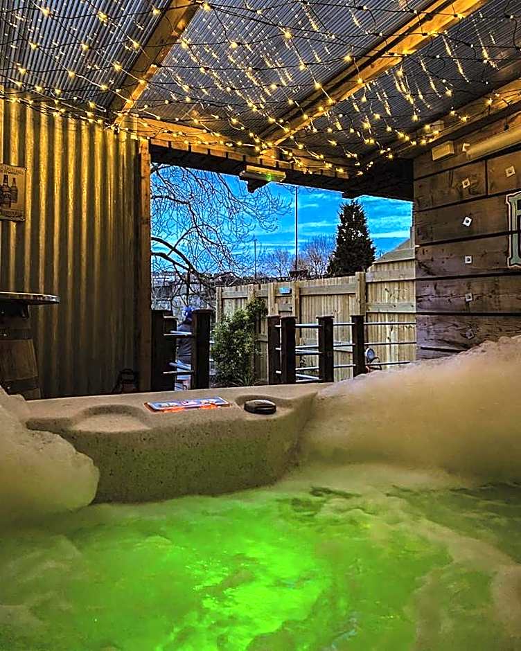 The Terrace at Riverside Suites