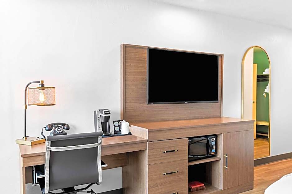 Maverick Hotel Eugene Near University, an Ascend Collection Hotel