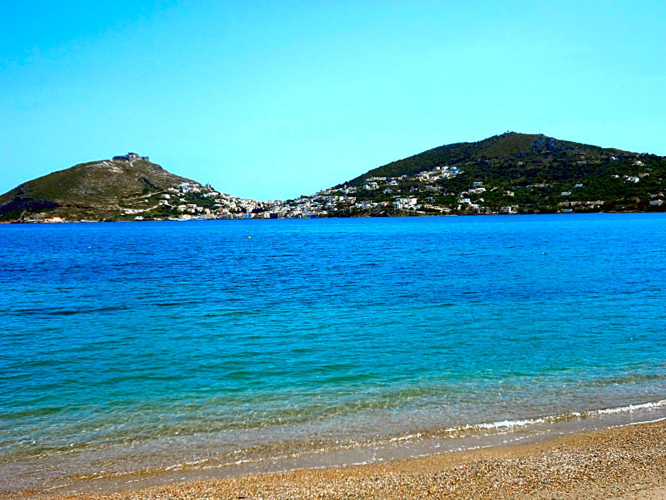 Papafotis Apartments & Suites