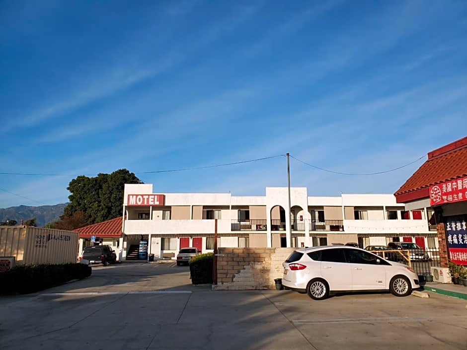 Eunice Plaza Motel