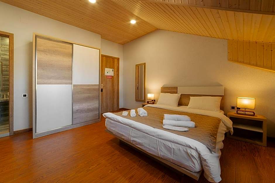 Ereto Hotel by SnowTime