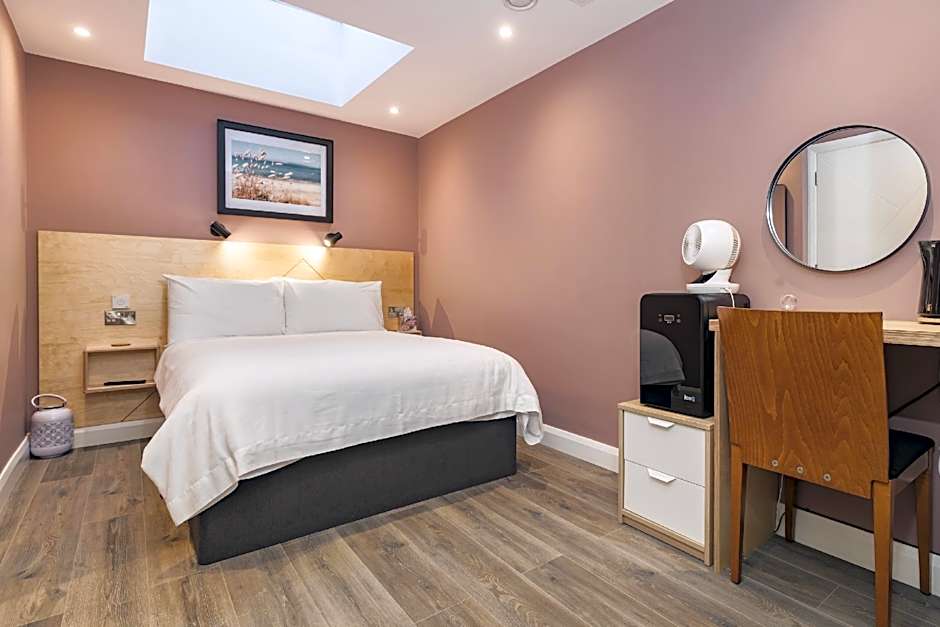 Port 56 Guesthouse