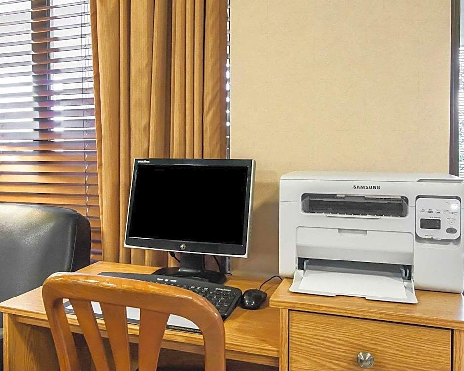 Quality Inn & Suites North Springfield – Springfield, MO