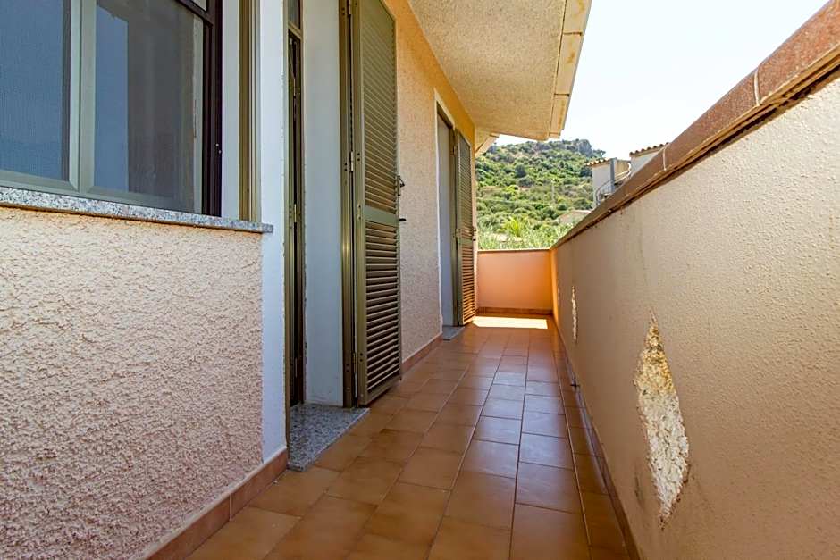 Appartamenti in Villa con ampio giardino esterno