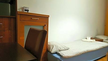 Budget Twin Room