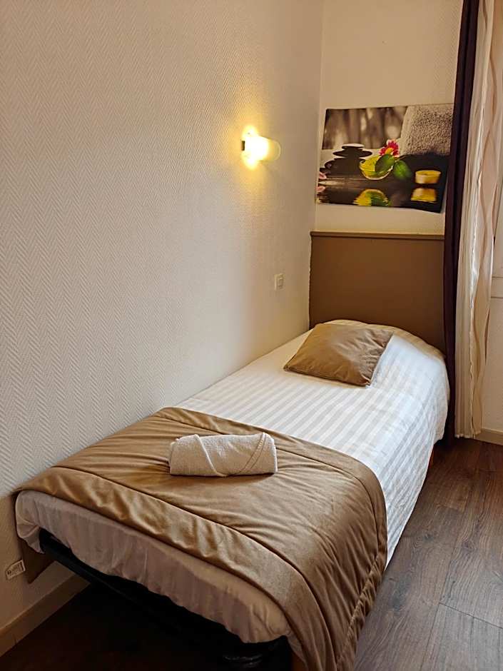 Le Catalan - Hôtel et appartements