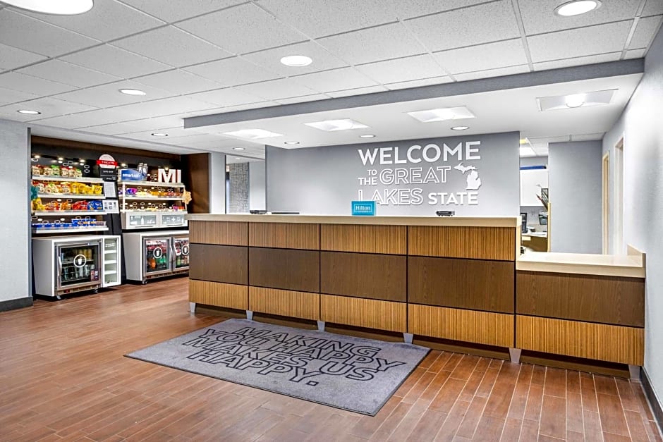 Hampton Inn By Hilton Grand Rapids-North