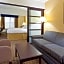 Holiday Inn Express and Suites Allentown West