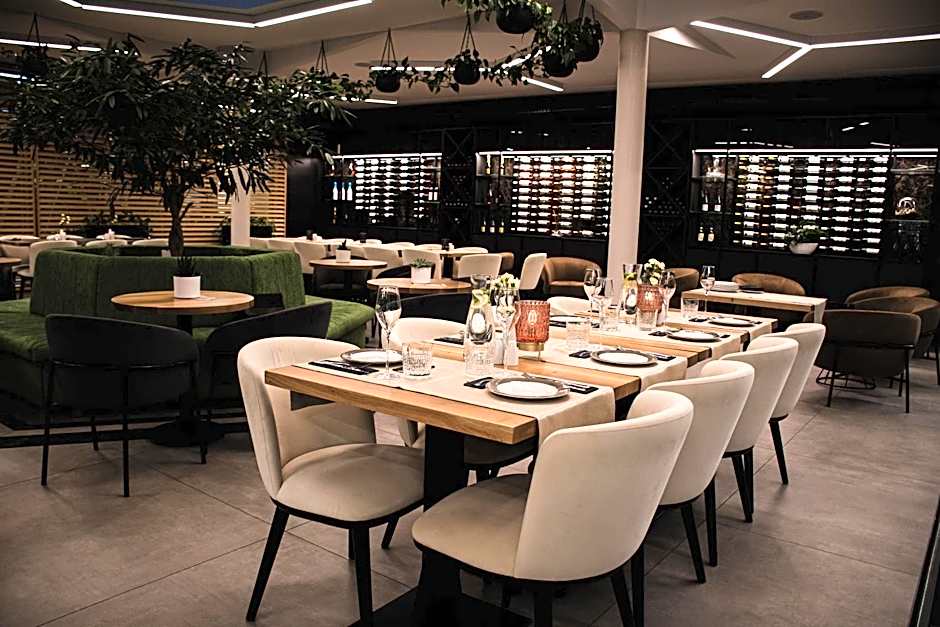 RM Hotel Wellness & Congress