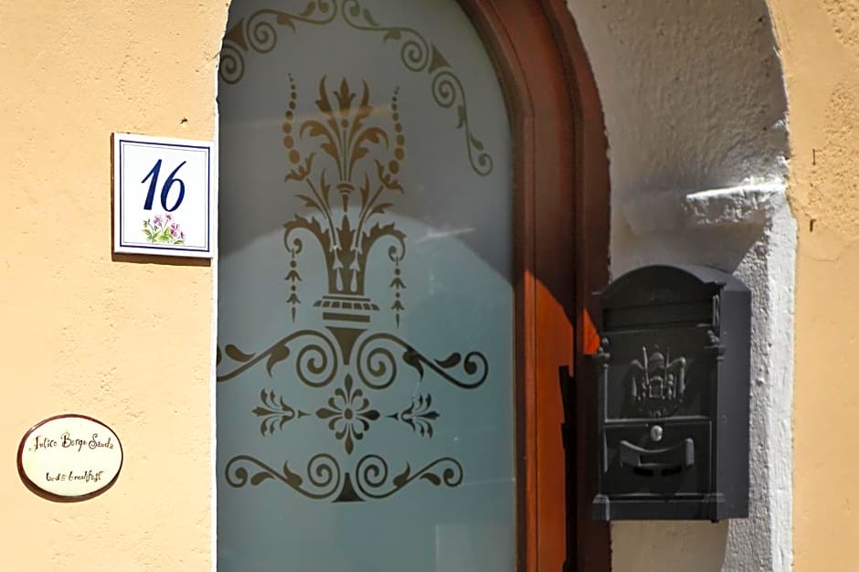 Antico Borgo Sanda Lago Maggiore