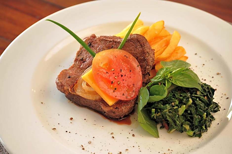 Cresta Sprayview Victoria Falls