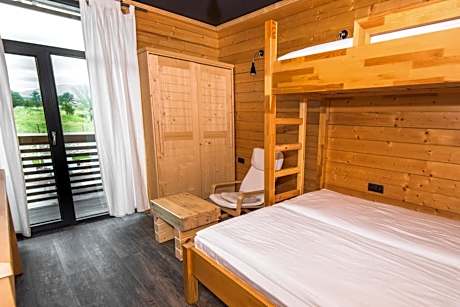 Triple Room with Mountain View