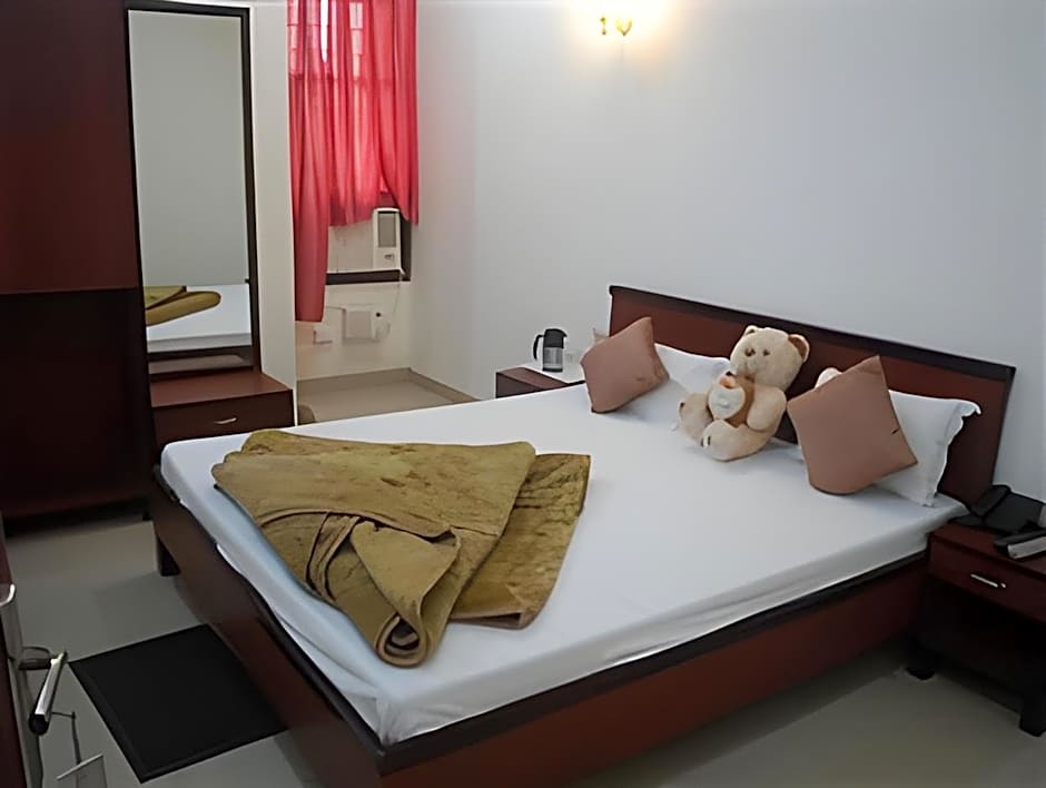 Hotel Gayatri Palace