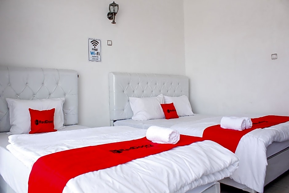 RedDoorz Syariah near Kawasan Wisata Gunung Prau Dieng