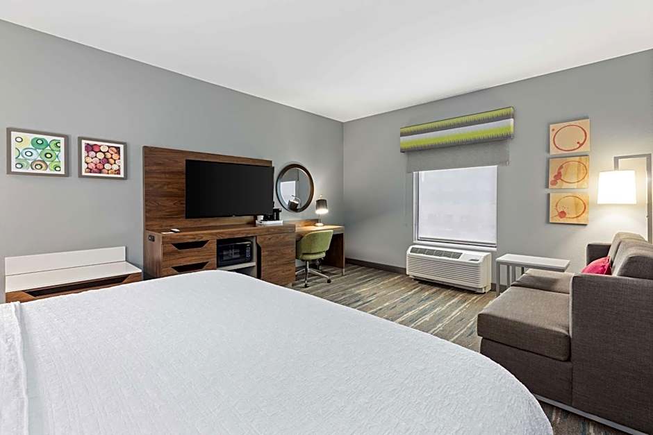 Hampton Inn By Hilton Madison, OH