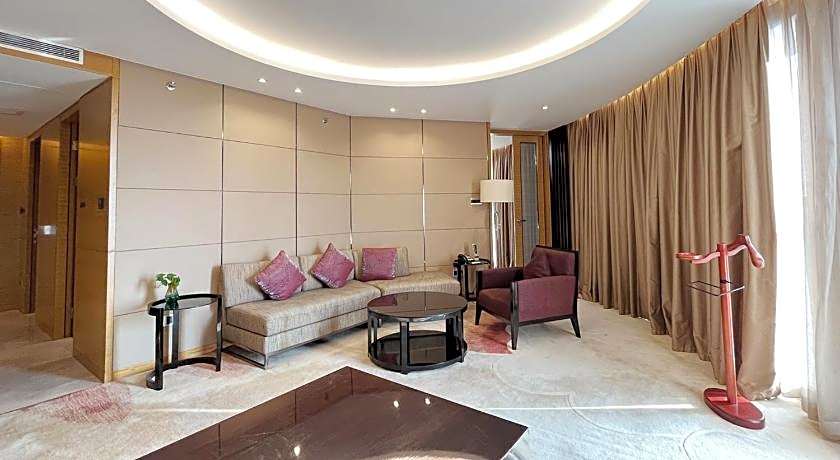 Pullman Wuxi New Lake Hotel