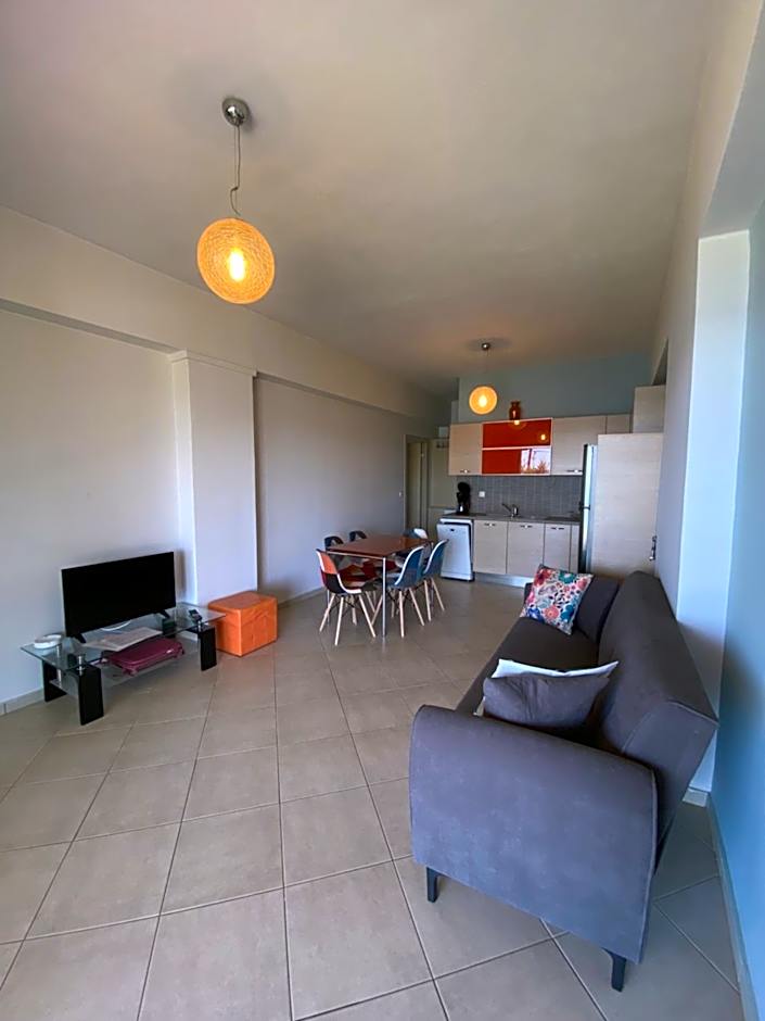 Thalassa House Apartments