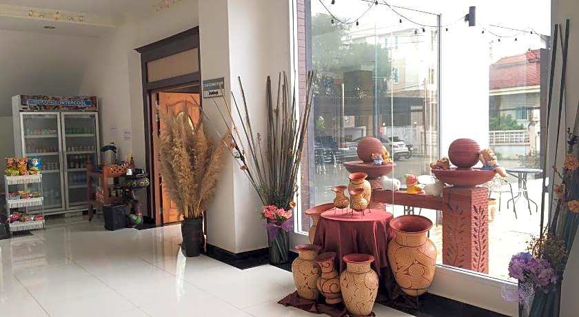 Leelawadee Grand Hotel