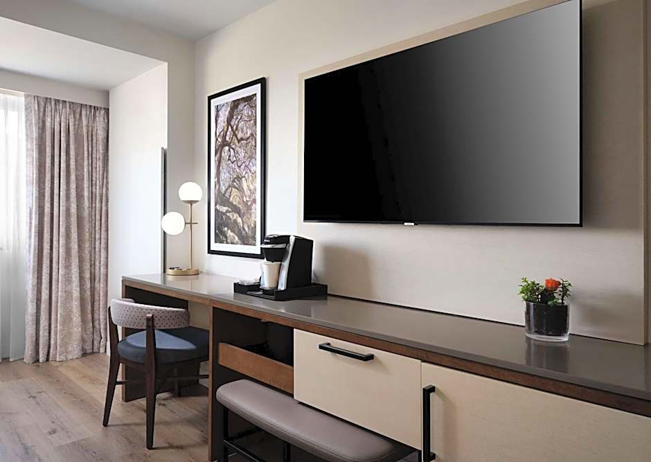 Sonesta Irvine John Wayne Airport