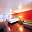 Casa Blanca Hotel & Suites Orange SR-55 Freeway, Near Honda Center, Chapman University, Disneyland