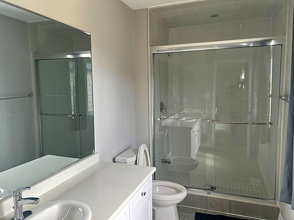 Pickering room for rent