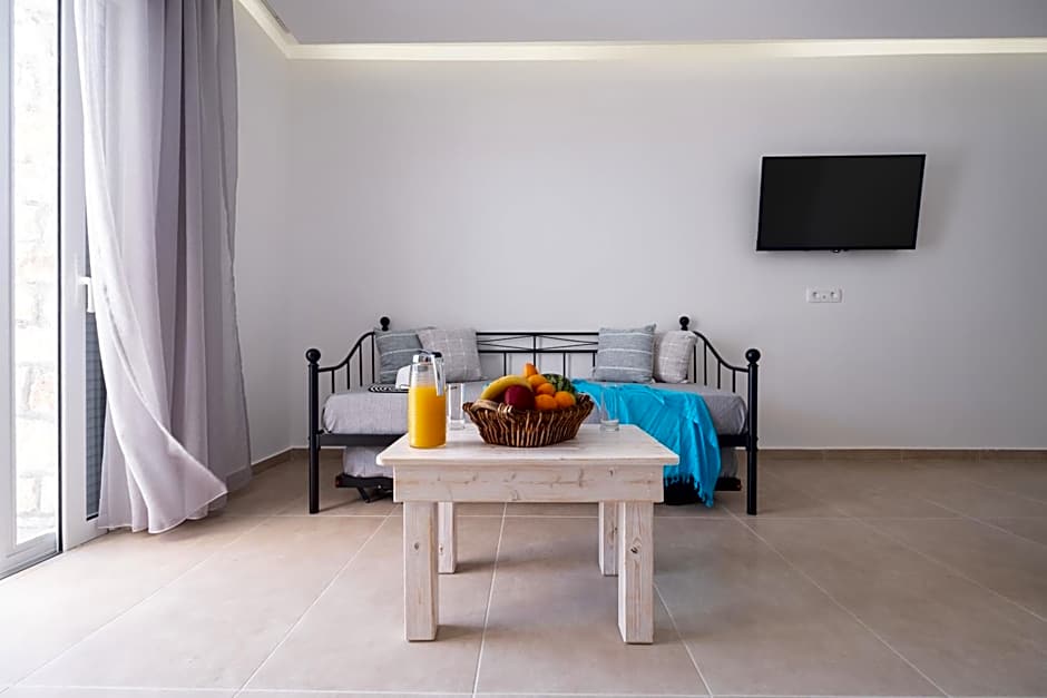 Cyclops Beach Apartments