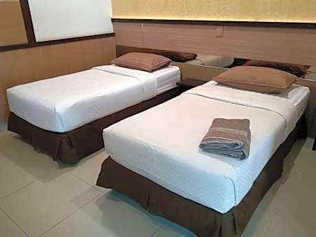 Deluxe Double or Twin