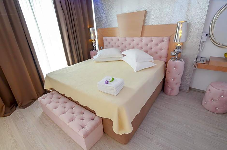 Phoenicia Luxury Hotel