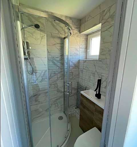 Room in Shared House London