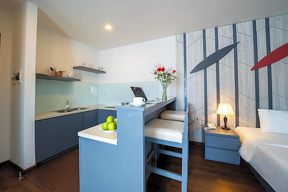 Le House Boutique Hotel - 100m to the beach