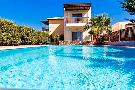 Maisonette with Private Pool