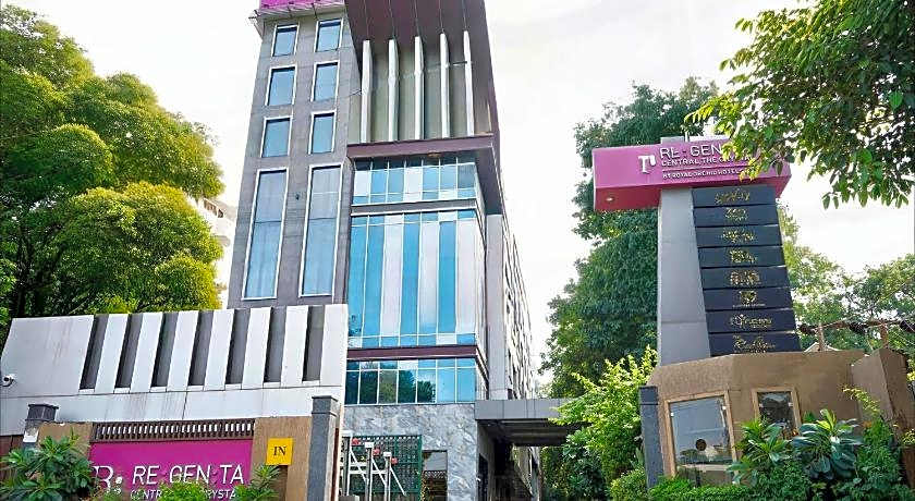 Regenta Central The Crystal Kanpur