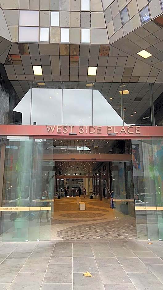 Wsp quiet apartment in CBD with free parking