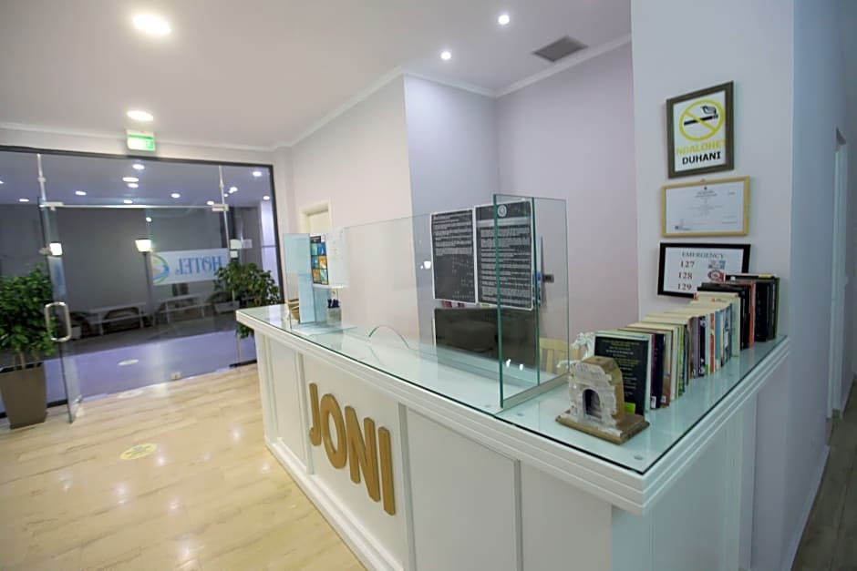 Hotel Joni Kompleks